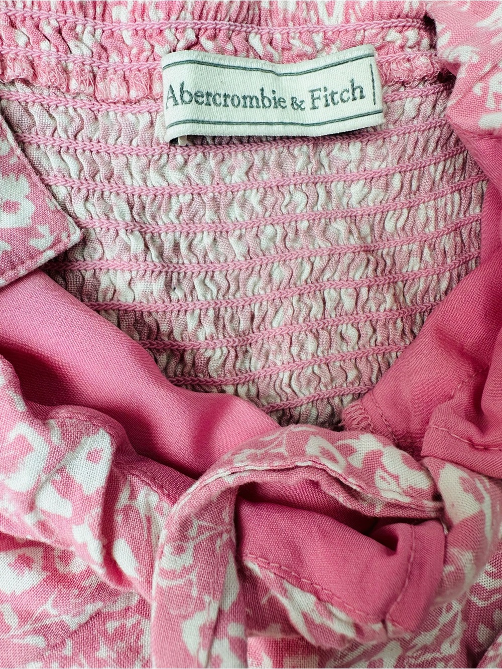 Abercrombie & Fitch Pink Women's Dress - Soft Floral Look - Picture 3 of 8